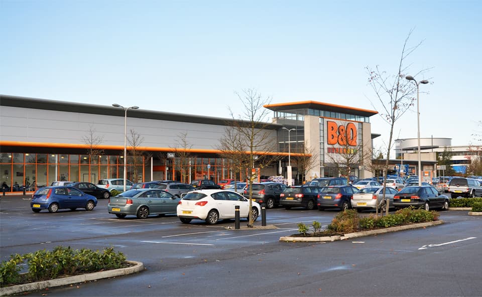 B&Q car park